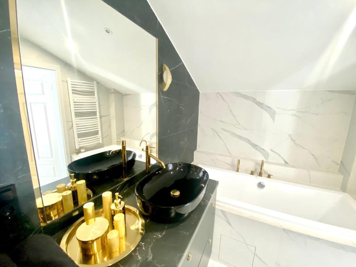 Apartament Sanok-Z Widokiem Na Rynek I Tarasem Екстериор снимка
